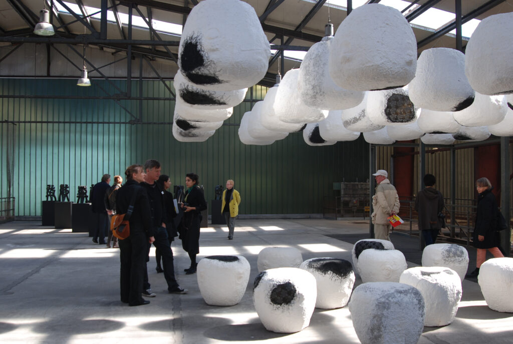 Shi Hui installation view